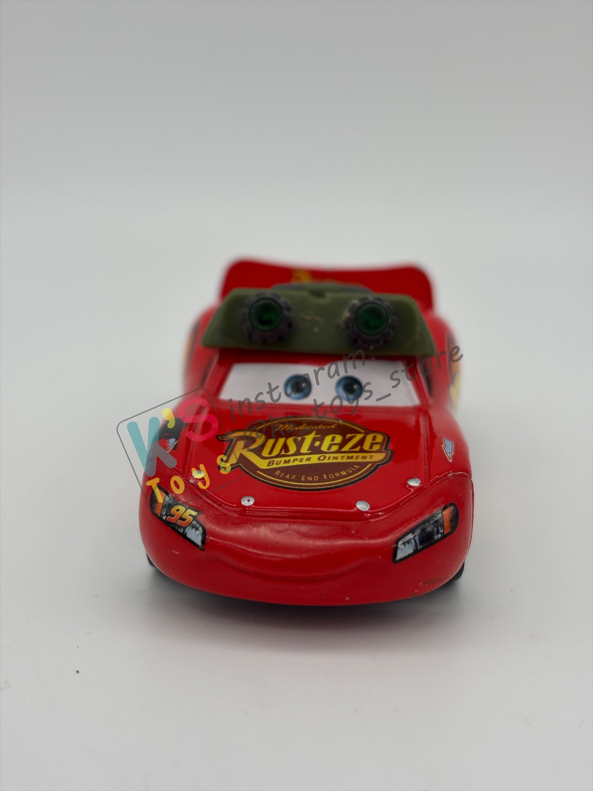 PRE-OWNED / LOOSE DISNEY PIXAR CARS - "NIGHT VISION LIGHTNING MCQUEEN" RACE ORAMA SERIES - PLAYED CONDITION