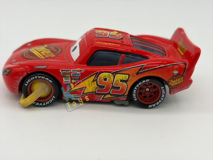 PRE-OWNED / LOOSE DISNEY PIXAR CARS - "IMPOUND LIGHTNING MCQUEEN" CARS CHASE SERIES - GOOD CONDITION