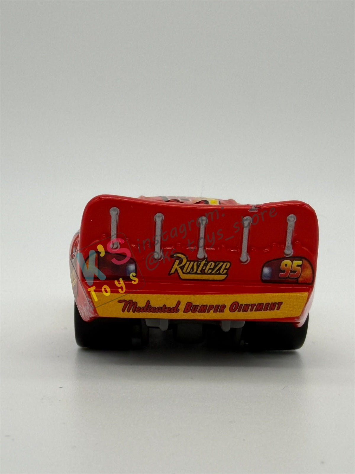 PRE-OWNED / LOOSE DISNEY PIXAR CARS - "IMPOUND LIGHTNING MCQUEEN" CARS CHASE SERIES - GOOD CONDITION
