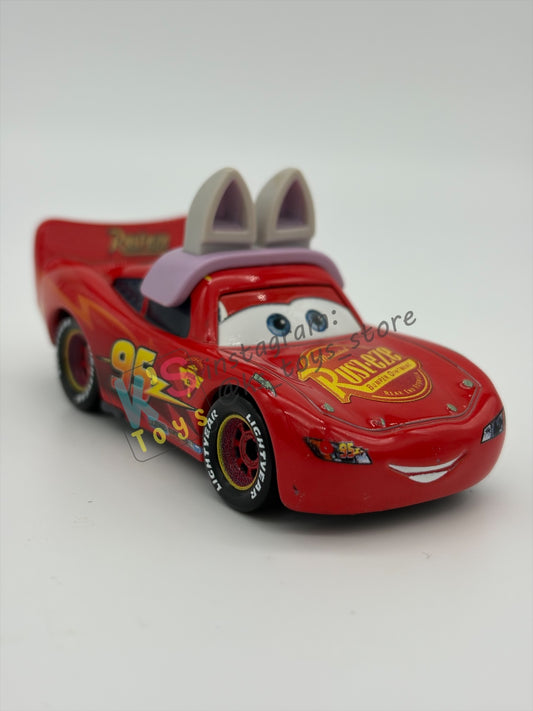 PRE-OWNED / LOOSE DISNEY PIXAR CARS - "LIGHTNING MCQUEEN AS EASTER BUGGY" EASTER SERIES - NEAR MINT CONDITION - READ DESCRIPTION!!!!!!