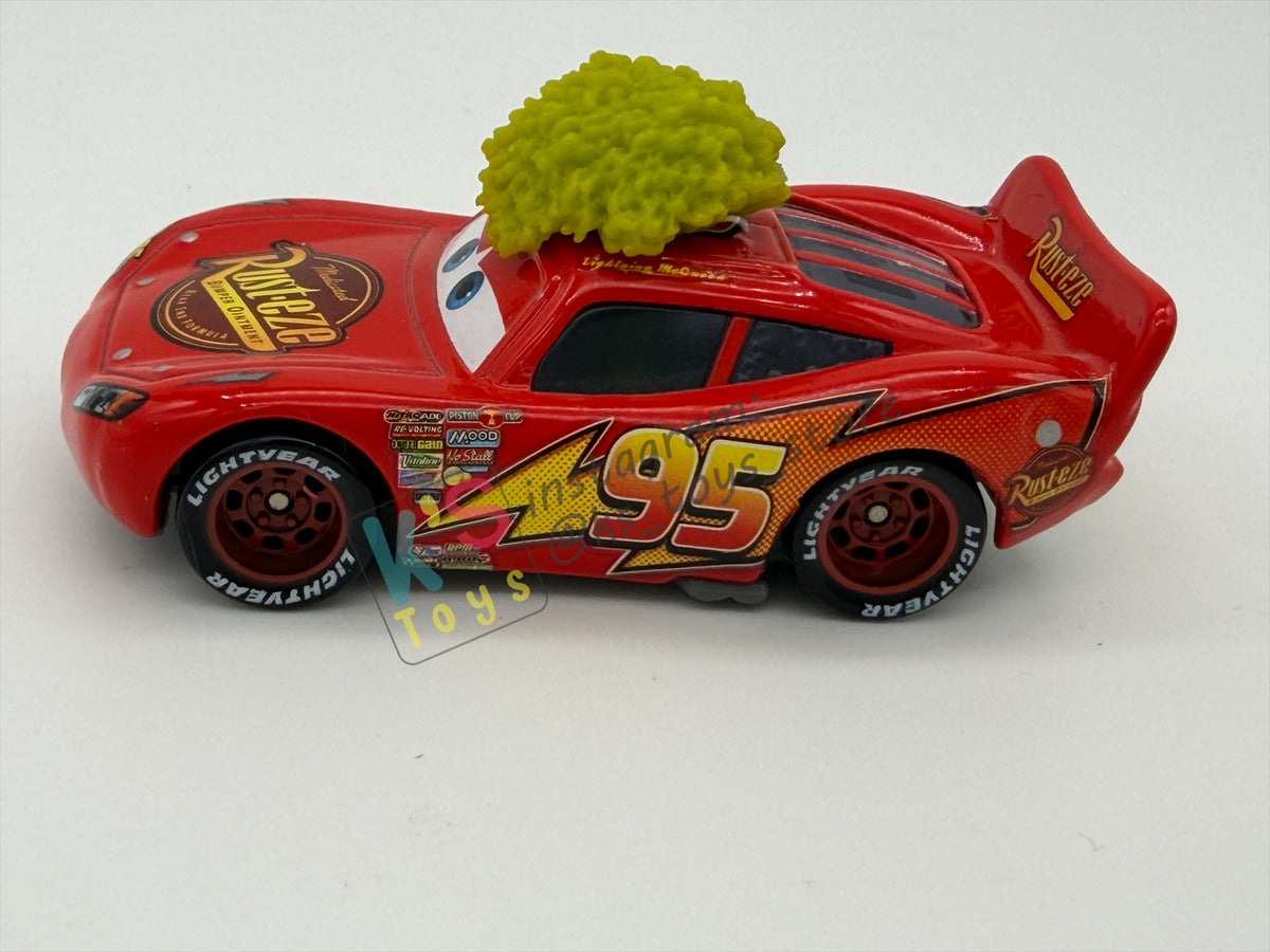 PRE-OWNED / LOOSE DISNEY PIXAR CARS - "TUMBLEWEED LIGHTNING MCQUEEN" RACE ORAMA SERIES - NEAR MINT CONDITION - READ DESCRIPTION!!!!!!