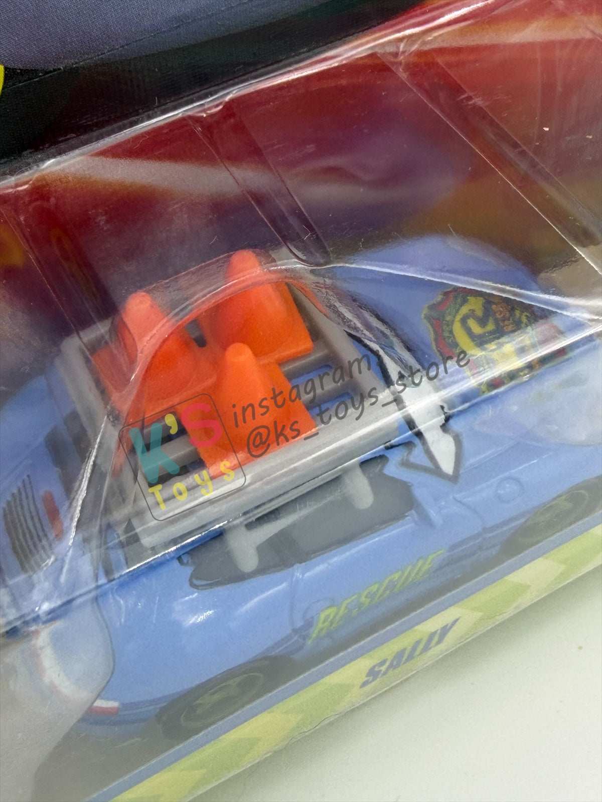 DISNEY PIXAR CARS 1:55 BY MATTEL - "RACE AND RESCUE SALLY WITH ACCESSORIES" 2026 NEW RELEASE RACE & RESCUE SERIES - BNIP