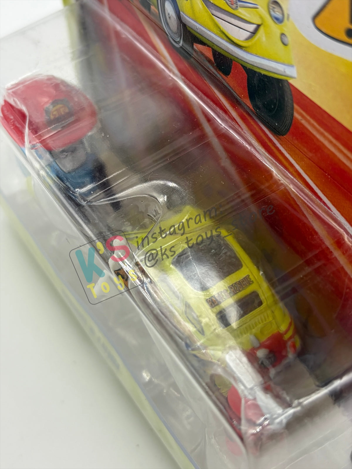 DISNEY PIXAR CARS 1:55 BY MATTEL - "RACE AND RESCUE LUIGI & GUIDO WITH ACCESSORIES" 2026 NEW RELEASE RACE & RESCUE SERIES - BNIP