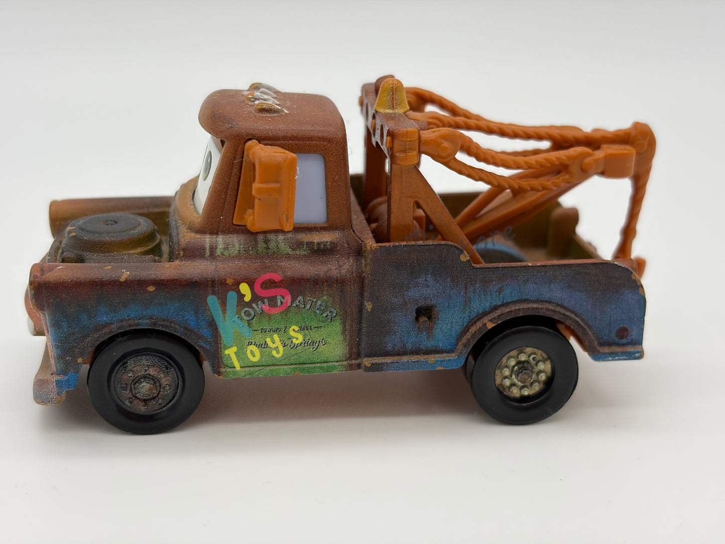 PRE-OWNED / LOOSE DISNEY PIXAR CARS BY MATTEL - "MATER WITH WORKING TOW HOOK (BIG HOOK)" - CARS SERIES - GOOD CONDITION - READ DESCRIPTION!!!!!!!!!!