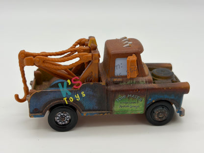 PRE-OWNED / LOOSE DISNEY PIXAR CARS BY MATTEL - "MATER WITH WORKING TOW HOOK (BIG HOOK)" - CARS SERIES - GOOD CONDITION - READ DESCRIPTION!!!!!!!!!!