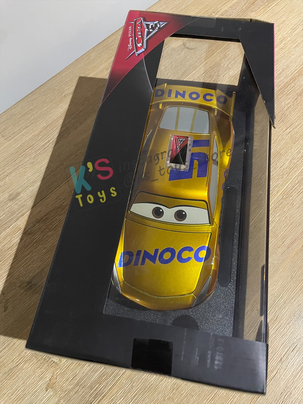 JADA TOYS, D23 EXPO 1:24 "METALLIC GOLD DINOCO CRUZ RAMIREZ" LIMITED EDITION, 750 PRODUCED WORLDWIDE - BNWT