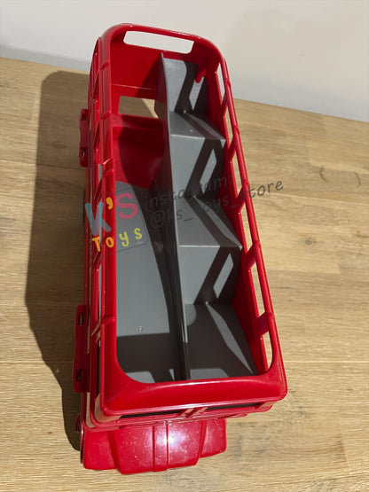 PRE-OWNED / LOOSE DISNEY PIXAR CARS BY MATTEL - "DOUBLE DECKER LONDON BUS CARRY CASE" CARS 2 - PLAYED IN GOOD CONDITION - SMALL CRACKED, READ DESCRIPTION!!!!!!!!!!