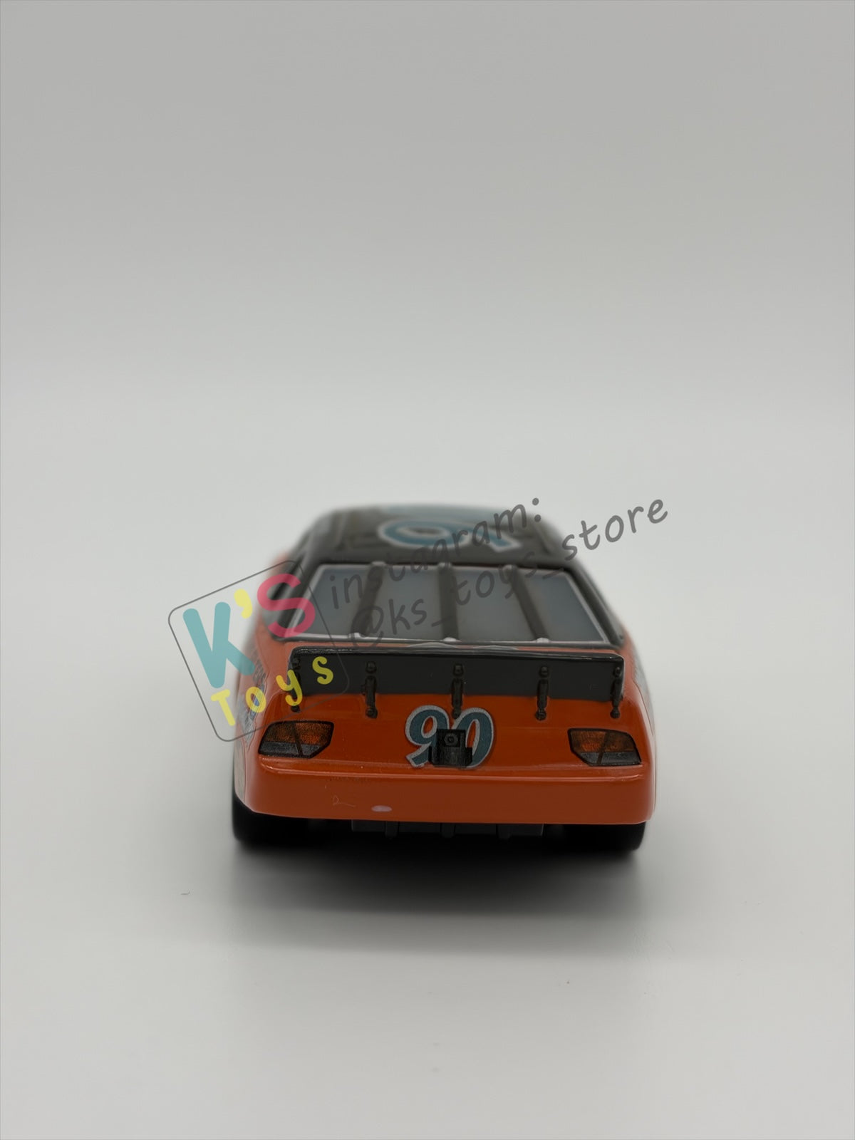 PRE-OWNED / LOOSE DISNEY PIXAR CARS 1:55 BY MATTEL - "PONCHY WIPEOUT" THOMASVILLE RACING LEGENDS SERIES - NEAR MINT CONDITION