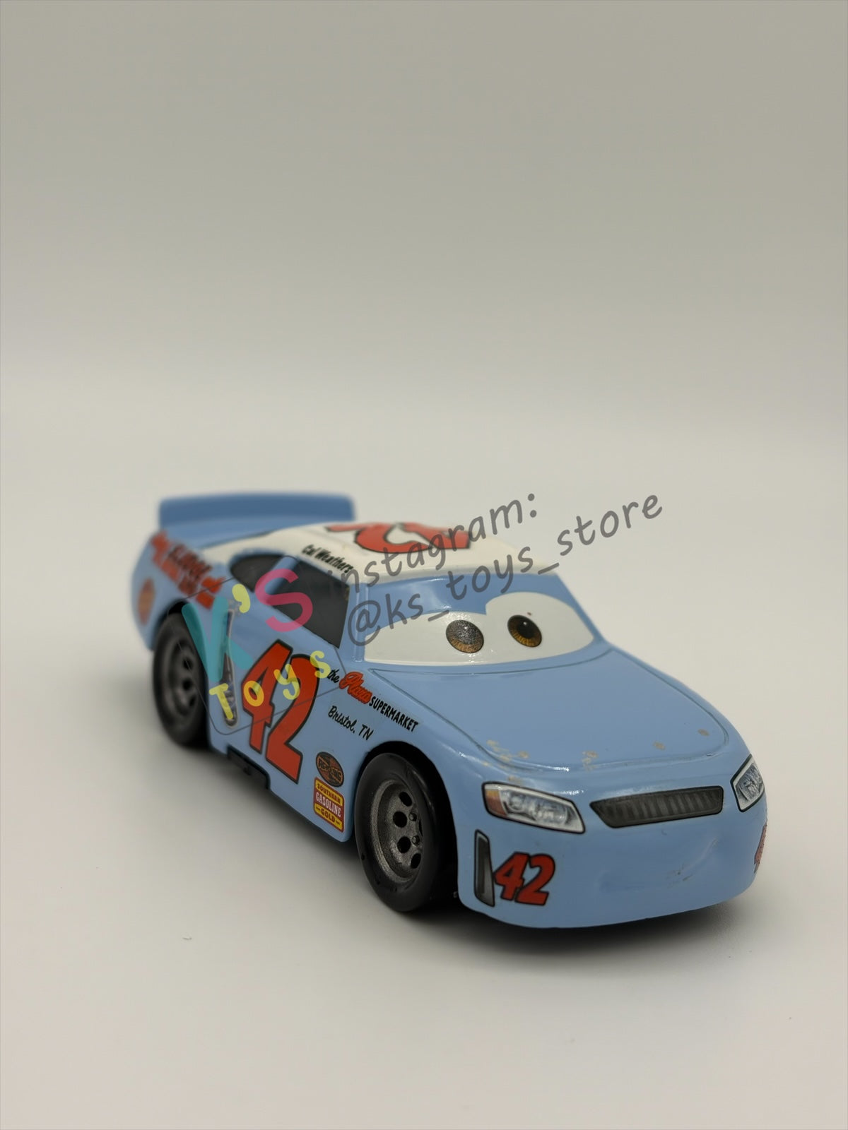 PRE-OWNED / LOOSE DISNEY PIXAR CARS 1:55 BY MATTEL - "CAL WEATHERS" THOMASVILLE RACING LEGENDS SERIES - NEAR MINT CONDITION