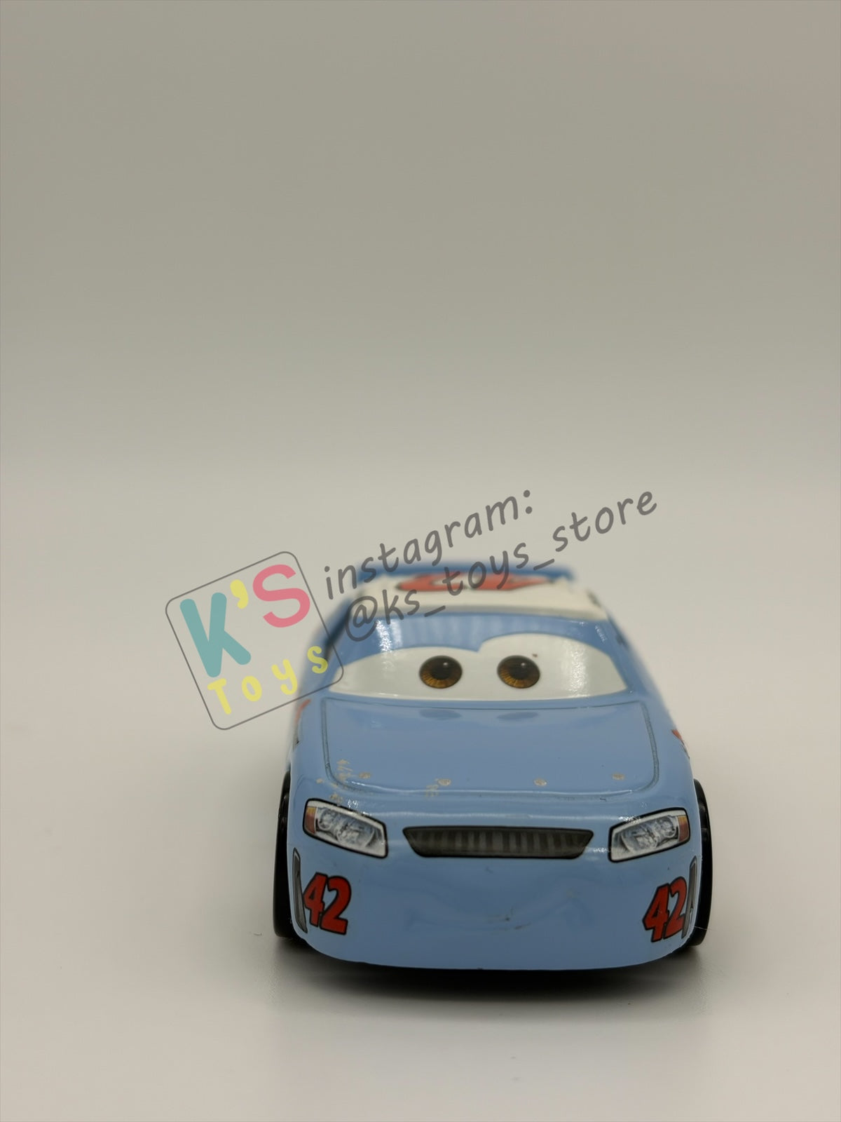 PRE-OWNED / LOOSE DISNEY PIXAR CARS 1:55 BY MATTEL - "CAL WEATHERS" THOMASVILLE RACING LEGENDS SERIES - NEAR MINT CONDITION