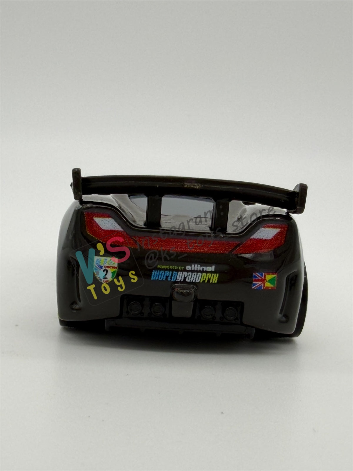 PRE-OWNED / LOOSE DISNEY PIXAR CARS BY MATTEL - "LEWIS HAMILTON" - CARS 2 SERIES - NEAR MINT CONDITION - READ DESCRIPTION!!!!!!!!!!!
