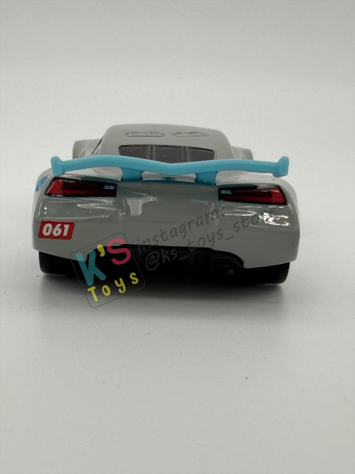 PRE-OWNED / LOOSE DISNEY PIXAR CARS BY MATTEL - "TOM W” - CARS 3 RACING CENTER SERIES - NEAR MINT CONDITION - READ DESCRIPTION!!!!!!!!!!!