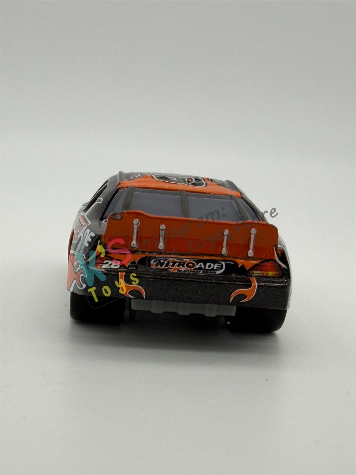 PRE-OWNED / LOOSE DISNEY PIXAR CARS - NITROADE #28 AIKEN AXLER - GOOD CONDITION - READ DESCRIPTION!!!!!!