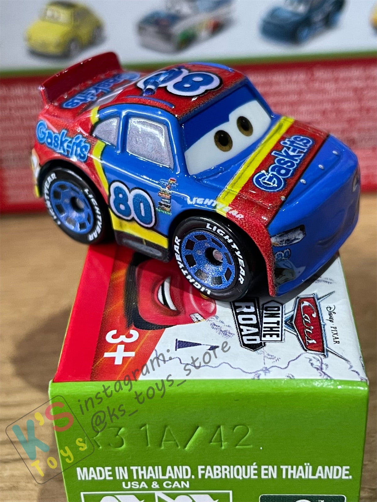 Mini Racers Pixar Disney Cars, 2022 Series 4 #42 REX REVLER