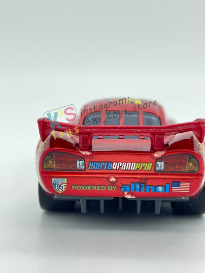 PRE-OWNED / LOOSE DISNEY PIXAR CARS - "LIGHTNING MCQUEEN WITH METALLIC FINISH" EXCLUSIVE VEHICLE ONLY AT TOYRUS - READ DESCRIPTION!!!