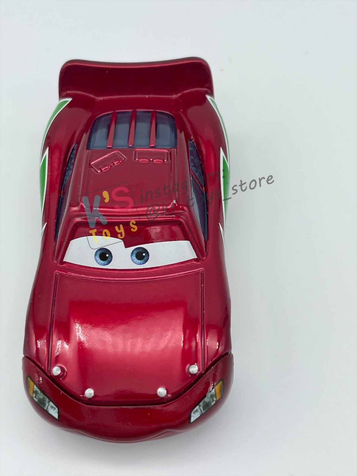 PRE-OWNED / LOOSE DISNEY PIXAR CARS - "HOLIDAY HOTSHOT LIGHTNING MCQUEEN" MATER SAVES CHRISTMAS - EXCELLENT CONDITION.