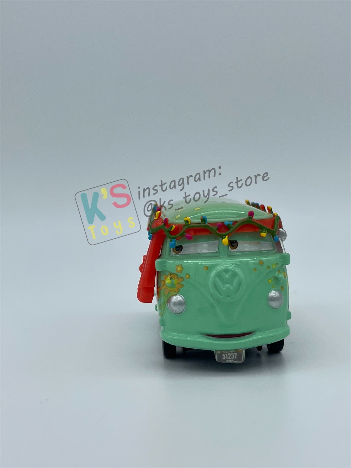 PRE-OWNED / LOOSE DISNEY PIXAR CARS - "CHRISTMAS FILLMORE" MATER SAVES CHRISTMAS - EXCELLENT CONDITION