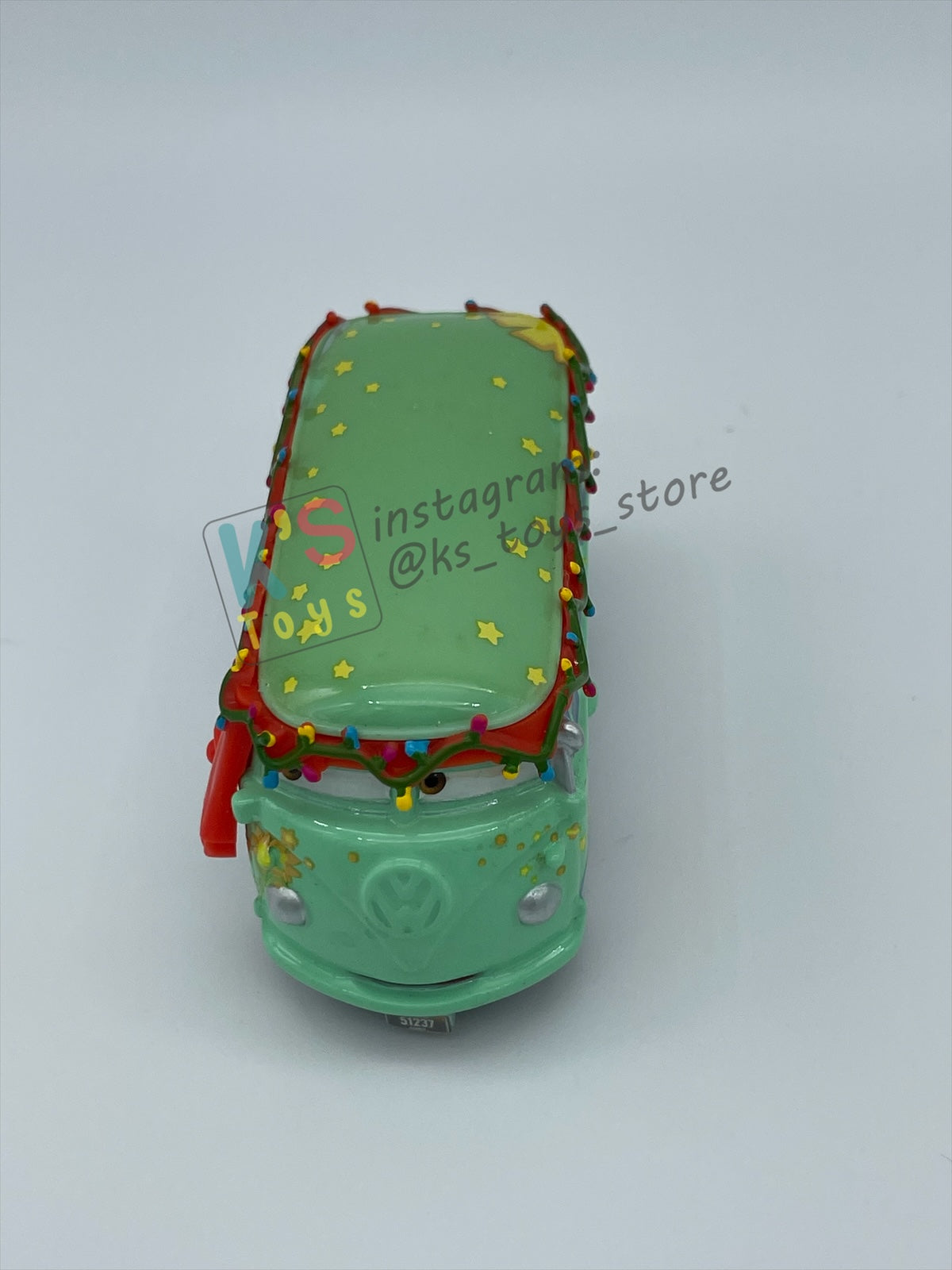 PRE-OWNED / LOOSE DISNEY PIXAR CARS - "CHRISTMAS FILLMORE" MATER SAVES CHRISTMAS - EXCELLENT CONDITION