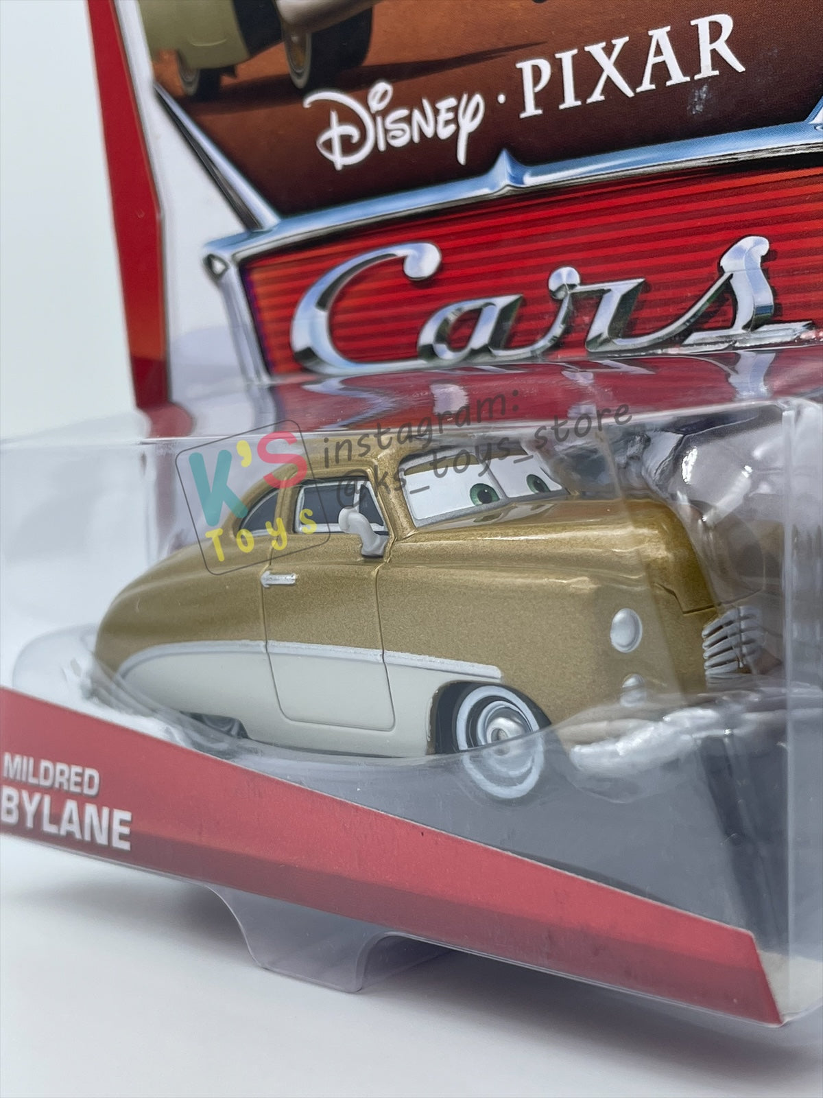 DISNEY PIXAR CARS 1:55 BY MATTEL, MILDRED BYLANE - RETRO RADIATOR SPRINGS SERIES - BNIP