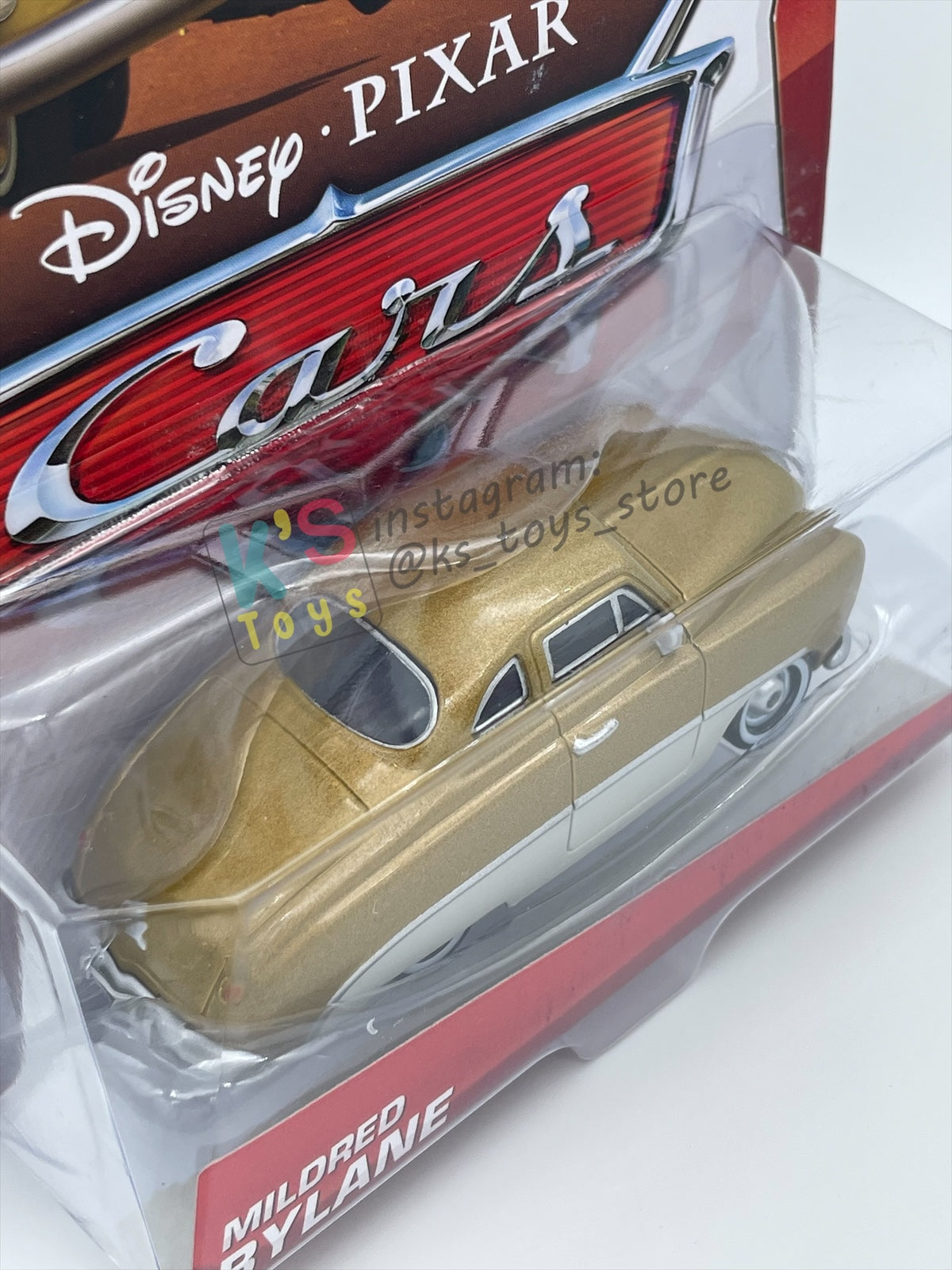 DISNEY PIXAR CARS 1:55 BY MATTEL, MILDRED BYLANE - RETRO RADIATOR SPRINGS SERIES - BNIP