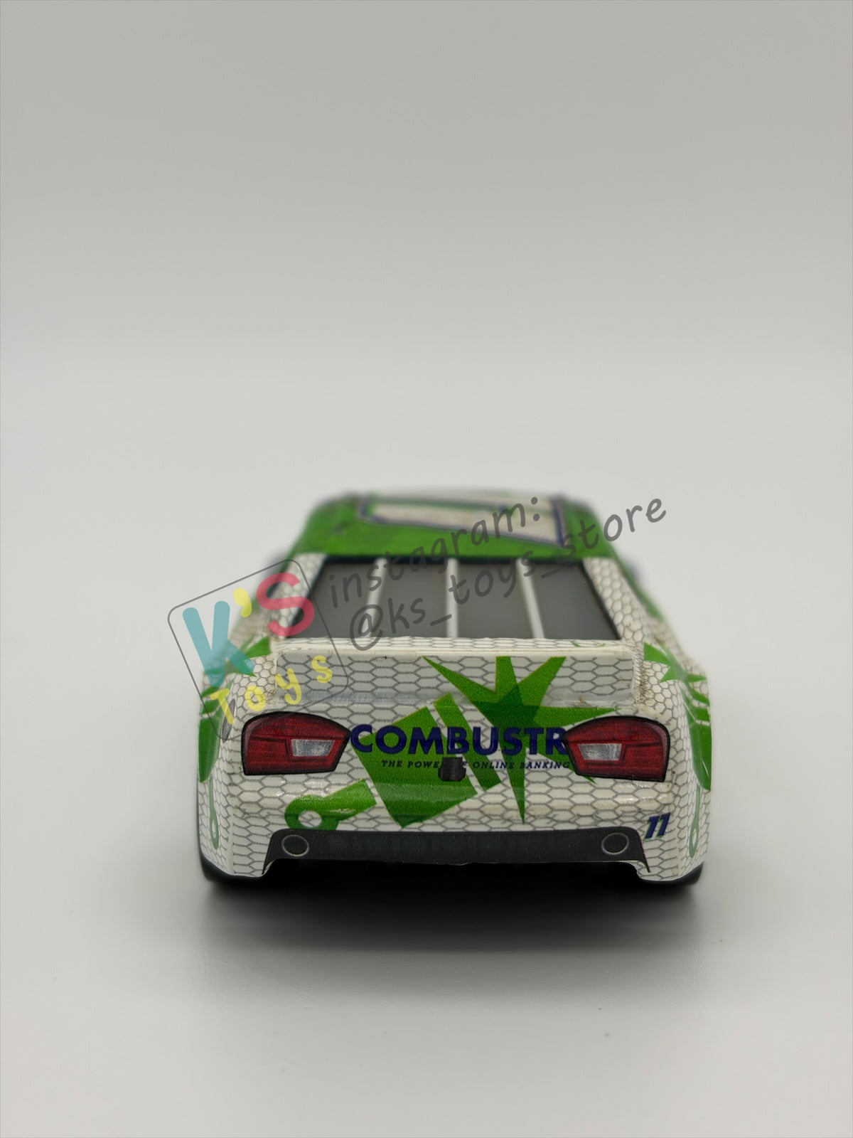 PRE-OWNED / LOOSE DISNEY PIXAR CARS 1:55 BY MATTEL - "CHIP GEARINGS" CARS 3 PISTON CUP RACERS SERIES - NEAR MINT CONDITION