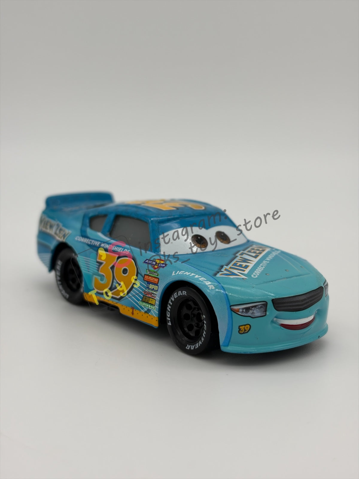PRE-OWNED / LOOSE DISNEY PIXAR CARS - #39 VIEW ZEEN BUCK BEARINGLY CARS 3 - NEAR MINT CONDITION