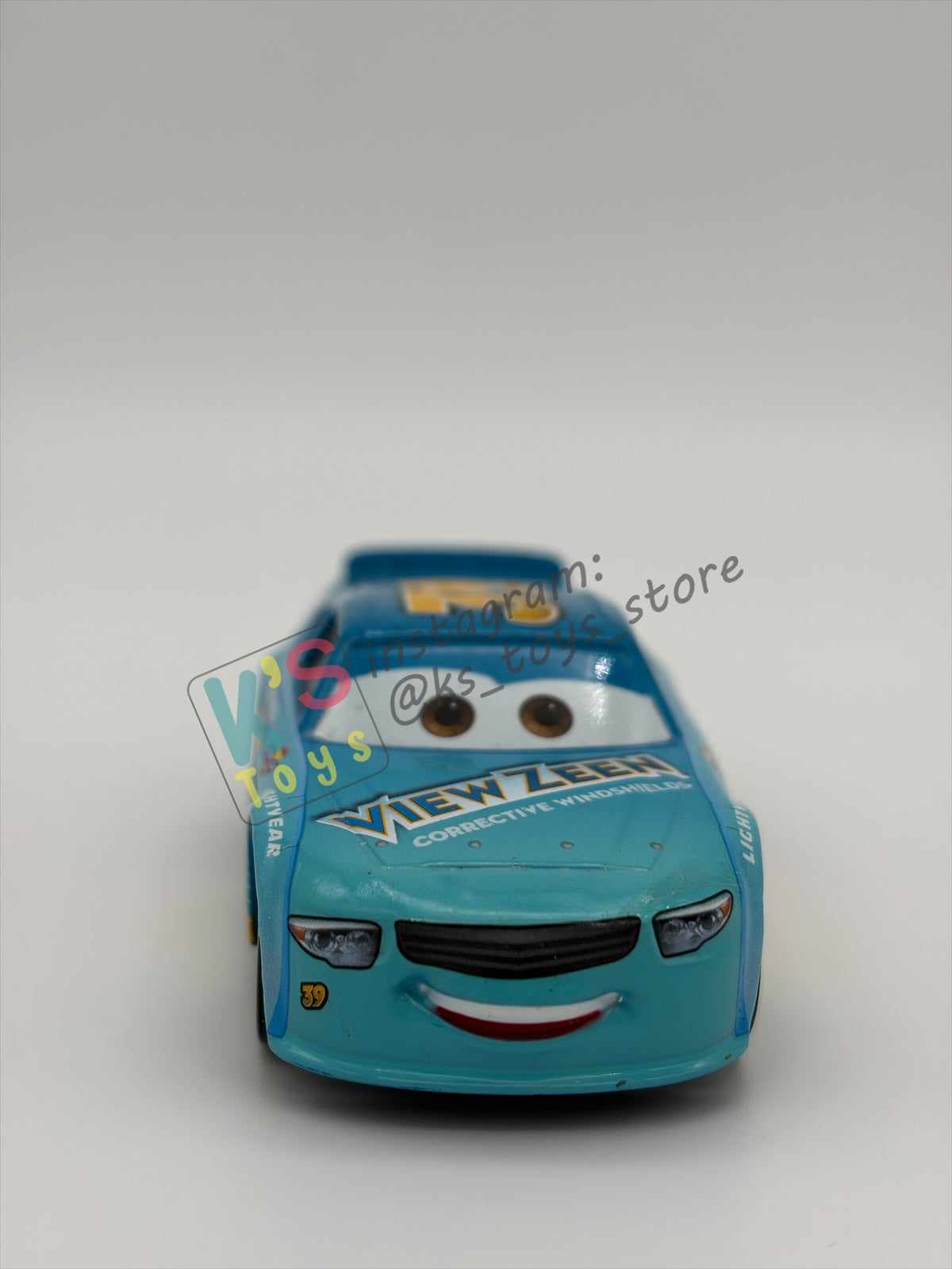 PRE-OWNED / LOOSE DISNEY PIXAR CARS - #39 VIEW ZEEN BUCK BEARINGLY CARS 3 - NEAR MINT CONDITION
