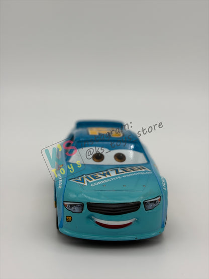PRE-OWNED / LOOSE DISNEY PIXAR CARS - #39 VIEW ZEEN BUCK BEARINGLY CARS 3 - NEAR MINT CONDITION