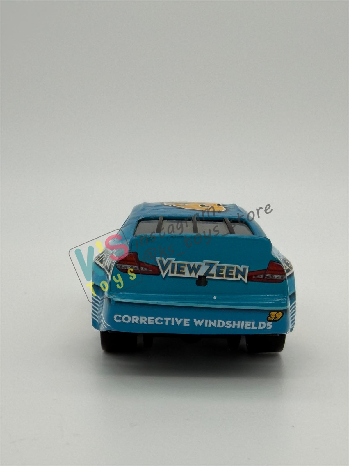 PRE-OWNED / LOOSE DISNEY PIXAR CARS - #39 VIEW ZEEN BUCK BEARINGLY CARS 3 - NEAR MINT CONDITION