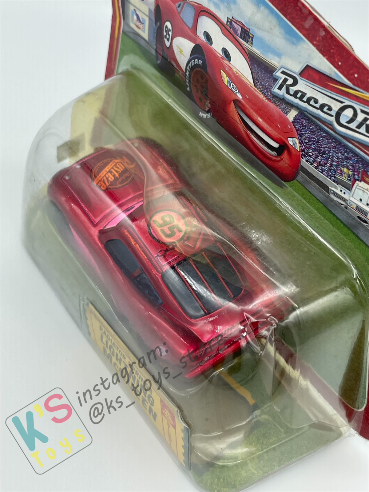 Disney Pixar Cars by Mattel, Radiator Springs Lightning McQueen (Pink Variant) - Race Orama Short Card Series - BNIP