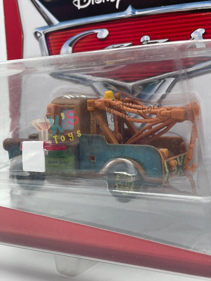 DELUXE DISNEY CARS BY MATTEL, "WAITER MATER" - WHEEL WELL MOTEL - BNIP