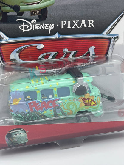 DISNEY PIXAR CARS BY MATTEL, RACE TEAM FILLMORE WITH HEADSET - 95 PIT CREW SERIES - BNIP