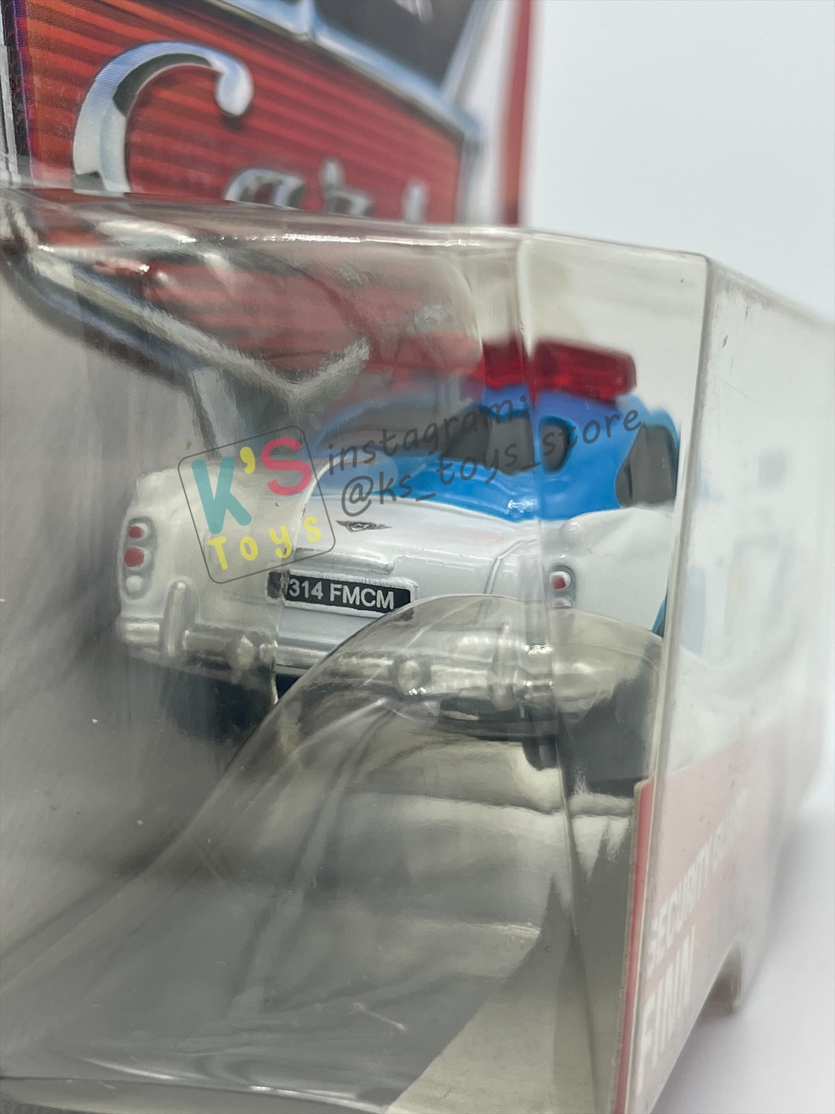 DISNEY PIXAR CARS BY MATTEL, "SECURITY GUARD FINN (VARIANT UNIBODY)" - AIRPORT ADVENTURE SERIES - BNIP