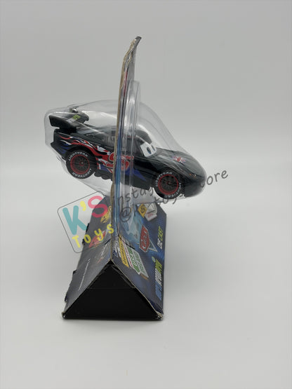 Disney Store Version of Disney Pixar Cars 1:43 - UNITED KINGDOM LIGHTNING MCQUEEN - COUNTRY WGP EXCLUSIVE INTERNATIONAL SERIES - BNIP