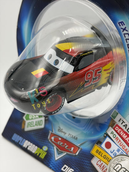 Disney Store Version of Disney Pixar Cars 1:43 - BELGIUM LIGHTNING MCQUEEN - COUNTRY WGP EXCLUSIVE INTERNATIONAL SERIES - BNIP