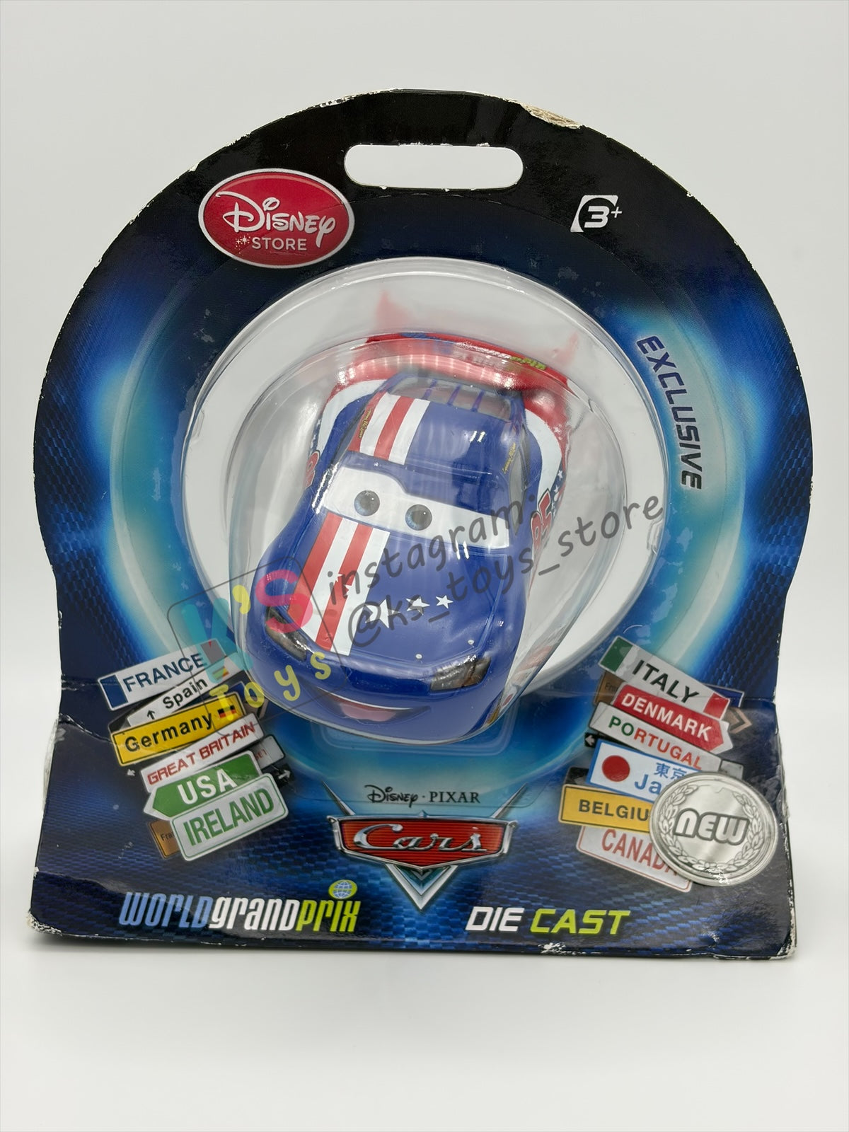 Disney Store Version of Disney Pixar Cars 1:43 - USA LIGHTNING MCQUEEN - COUNTRY WGP EXCLUSIVE INTERNATIONAL SERIES - BNIP