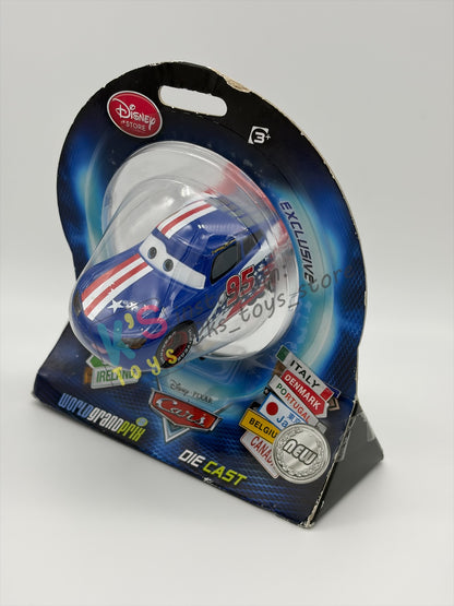 Disney Store Version of Disney Pixar Cars 1:43 - USA LIGHTNING MCQUEEN - COUNTRY WGP EXCLUSIVE INTERNATIONAL SERIES - BNIP