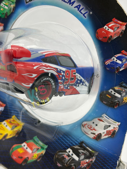 Disney Store Version of Disney Pixar Cars 1:43 - USA LIGHTNING MCQUEEN - COUNTRY WGP EXCLUSIVE INTERNATIONAL SERIES - BNIP