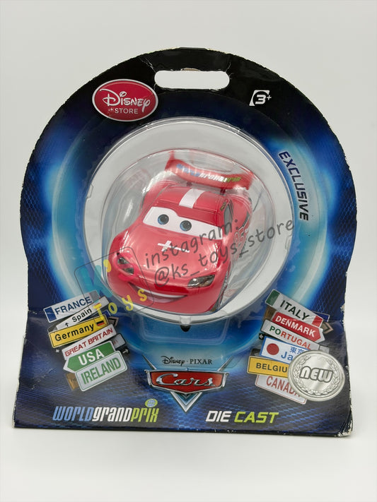 Disney Store Version of Disney Pixar Cars 1:43 - DENMARK LIGHTNING MCQUEEN - COUNTRY WGP EXCLUSIVE INTERNATIONAL SERIES - BNIP