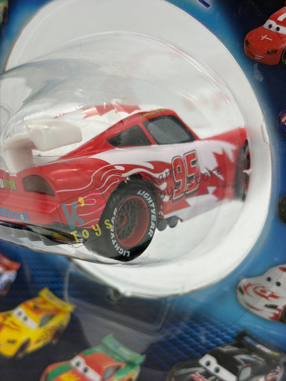 Disney Store Version of Disney Pixar Cars 1:43 - CANADA LIGHTNING MCQUEEN - COUNTRY WGP EXCLUSIVE INTERNATIONAL SERIES - BNIP