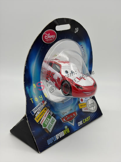 Disney Store Version of Disney Pixar Cars 1:43 - CANADA LIGHTNING MCQUEEN - COUNTRY WGP EXCLUSIVE INTERNATIONAL SERIES - BNIP
