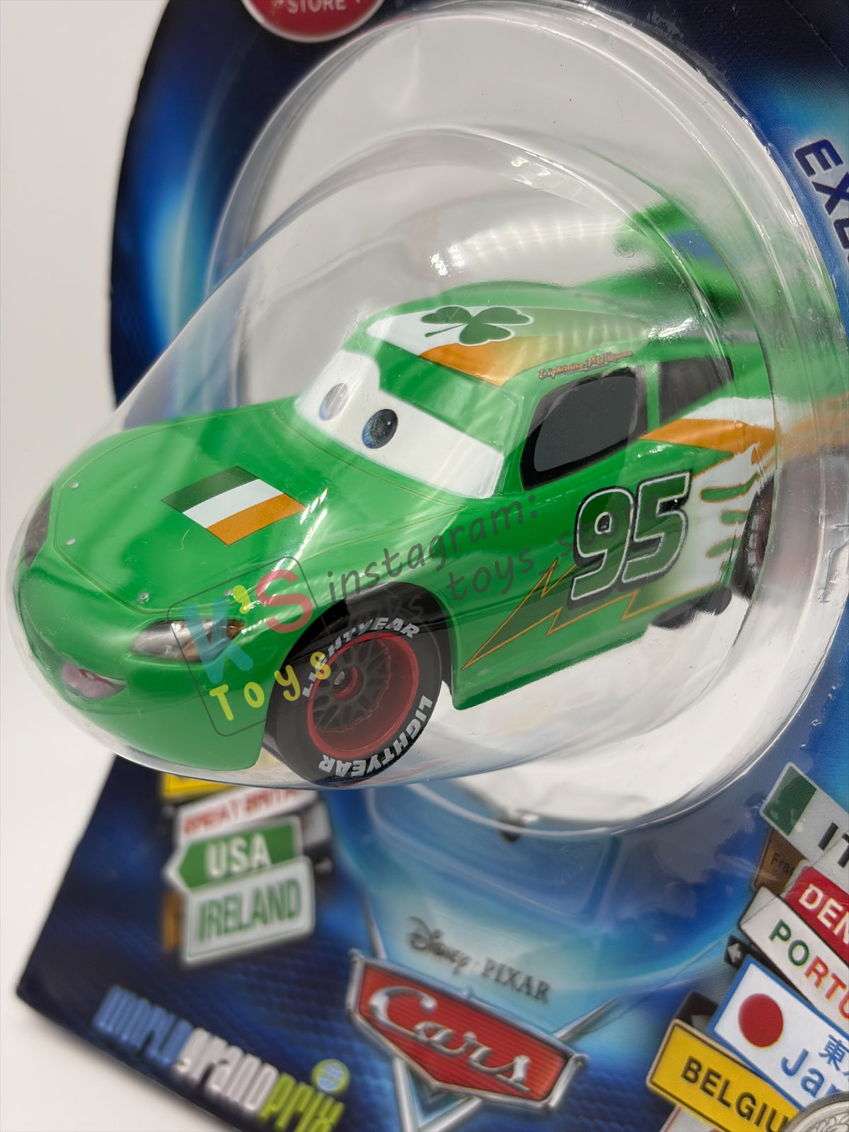 Disney Store Version of Disney Pixar Cars 1:43 - IRELAND LIGHTNING MCQUEEN - COUNTRY WGP EXCLUSIVE INTERNATIONAL SERIES - BNIP