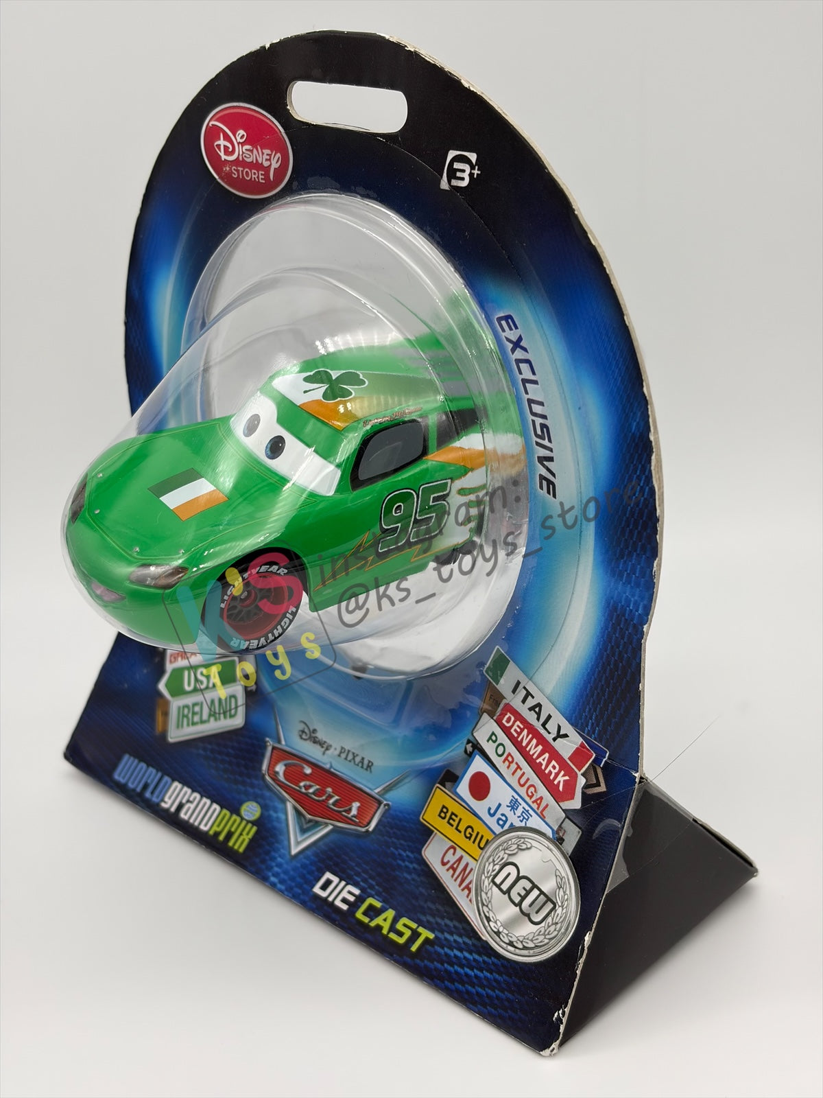 Disney Store Version of Disney Pixar Cars 1:43 - IRELAND LIGHTNING MCQUEEN - COUNTRY WGP EXCLUSIVE INTERNATIONAL SERIES - BNIP