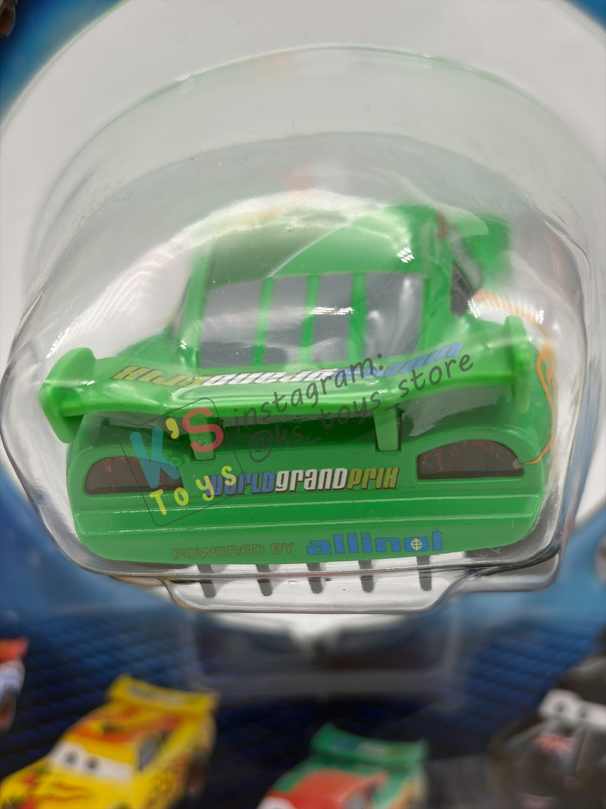 Disney Store Version of Disney Pixar Cars 1:43 - IRELAND LIGHTNING MCQUEEN - COUNTRY WGP EXCLUSIVE INTERNATIONAL SERIES - BNIP