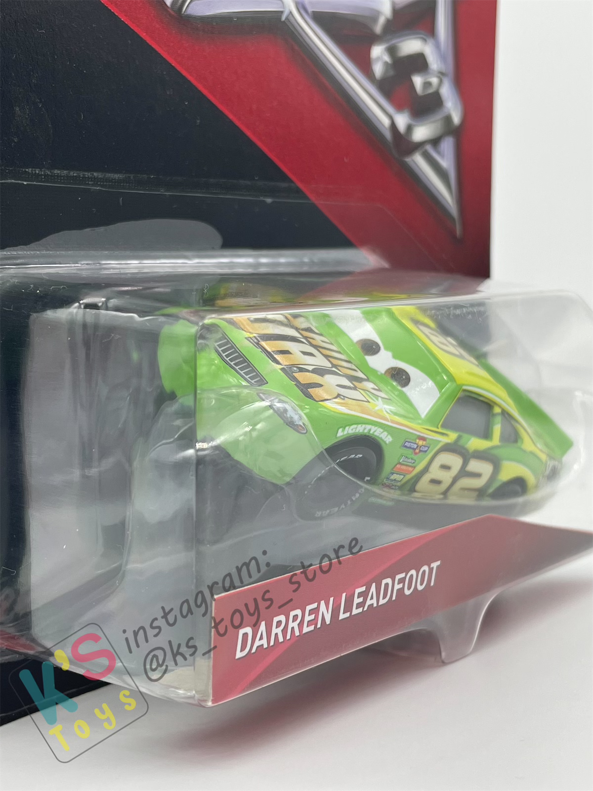 DISNEY PIXAR CARS "DARREN LEADFOOT" CARS 3 - BNIP