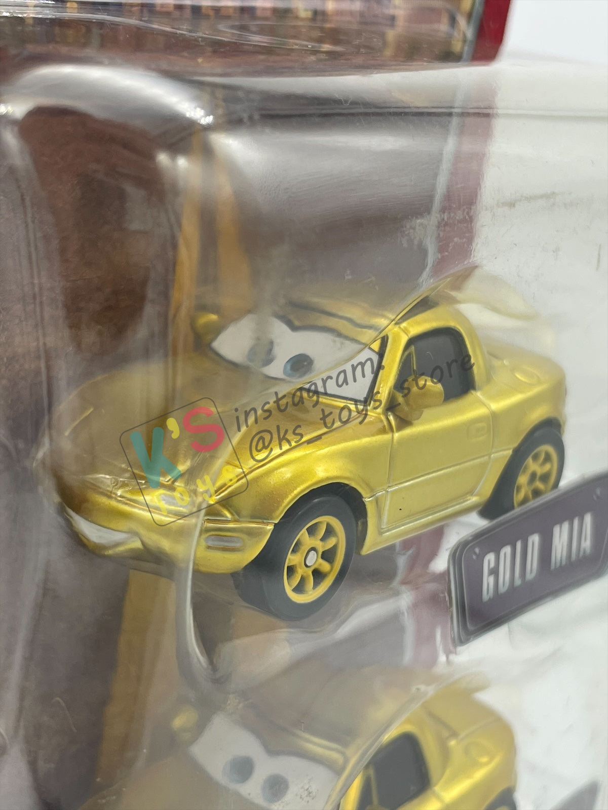 DISNEY PIXAR CARS 3 PACK DINOCO DREAM GIFT PACK "GOLD MIA, GOLD TIA, AND BLING BLING LIGHTNING MCQUEEN (VARIANT)"  - BNIP