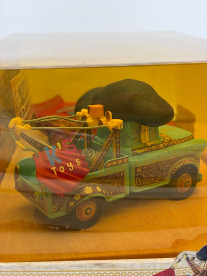 Disney Store Version of Disney Pixar Cars 1:43 - 2 PACK EL MATERDOR CARS TOON SERIES "EL MATERDOR (TOW MATER) AND EL RAYO (LIGHTNING MCQUEEN)" - BNIP