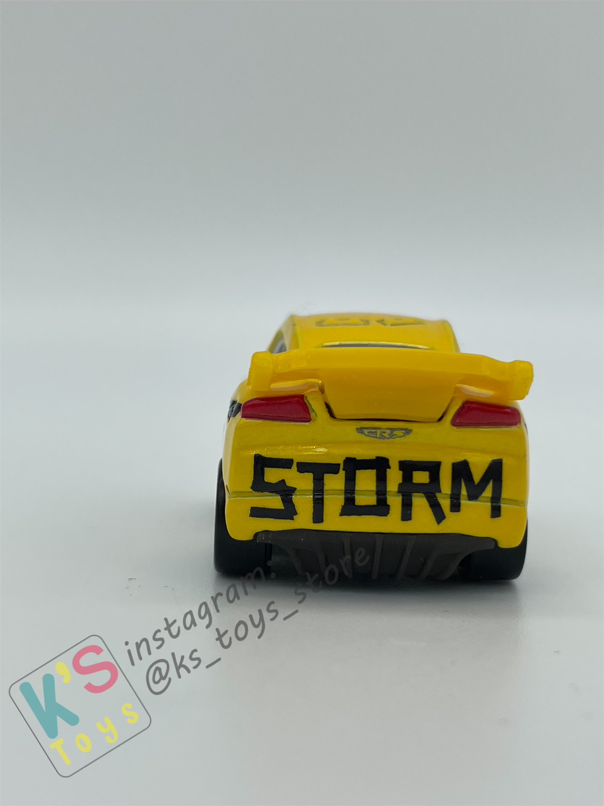 Loose Mini Racers Pixar Disney Cars, Cruz Ramirez as Storm (Thomasville Cruz) - Good Condition