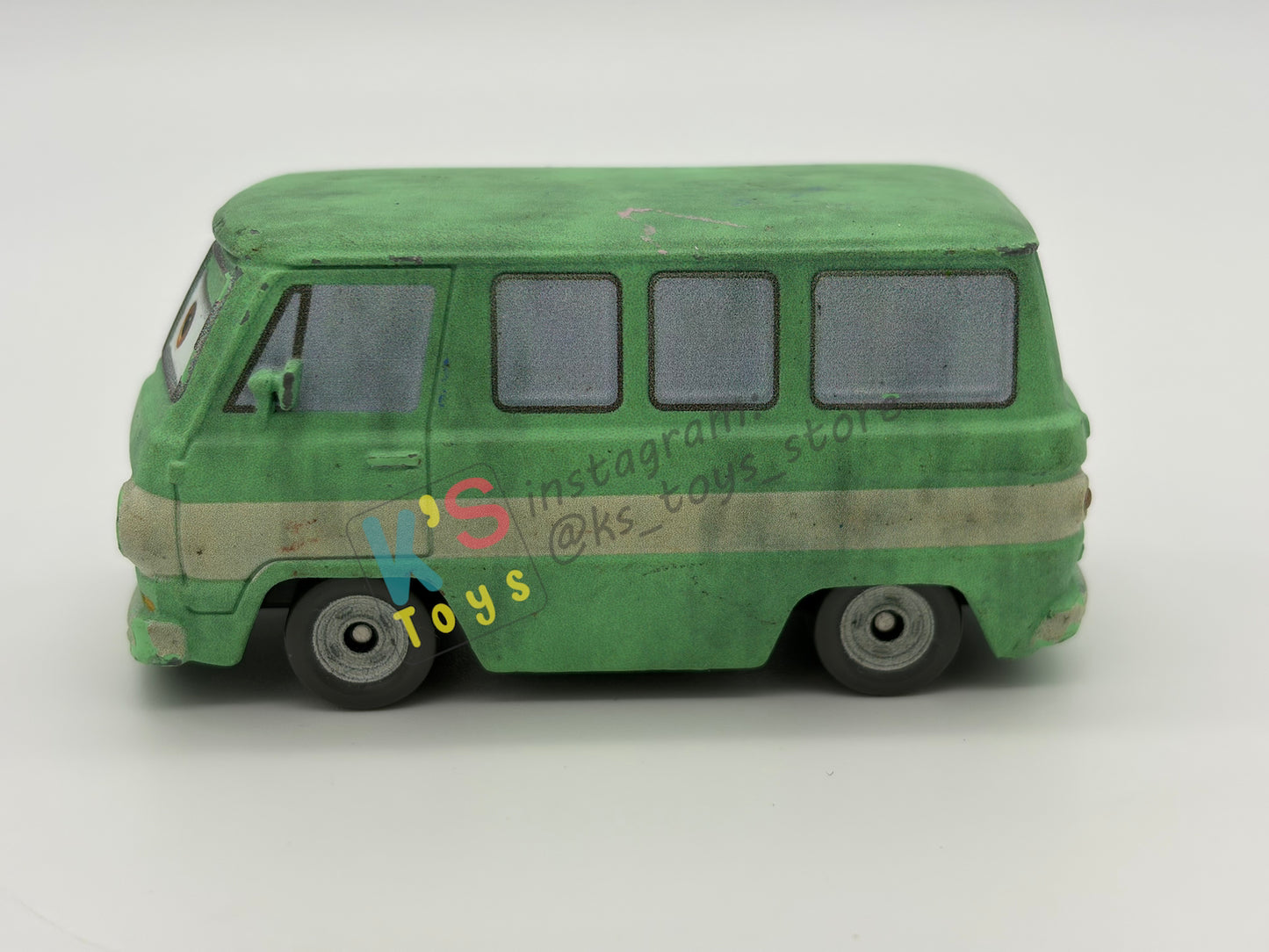 PRE-OWNED / LOOSE DISNEY PIXAR CARS - “DUSTY RUST-EZE" - CARS SERIES - GOOD CONDITION