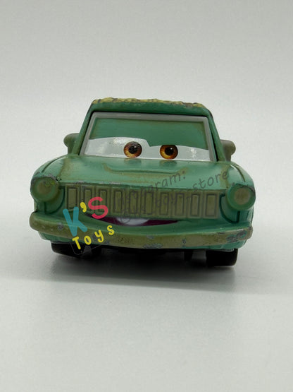 PRE-OWNED / LOOSE DISNEY PIXAR CARS - “RUSTY RUST-EZE" - CARS SERIES - GOOD CONDITION